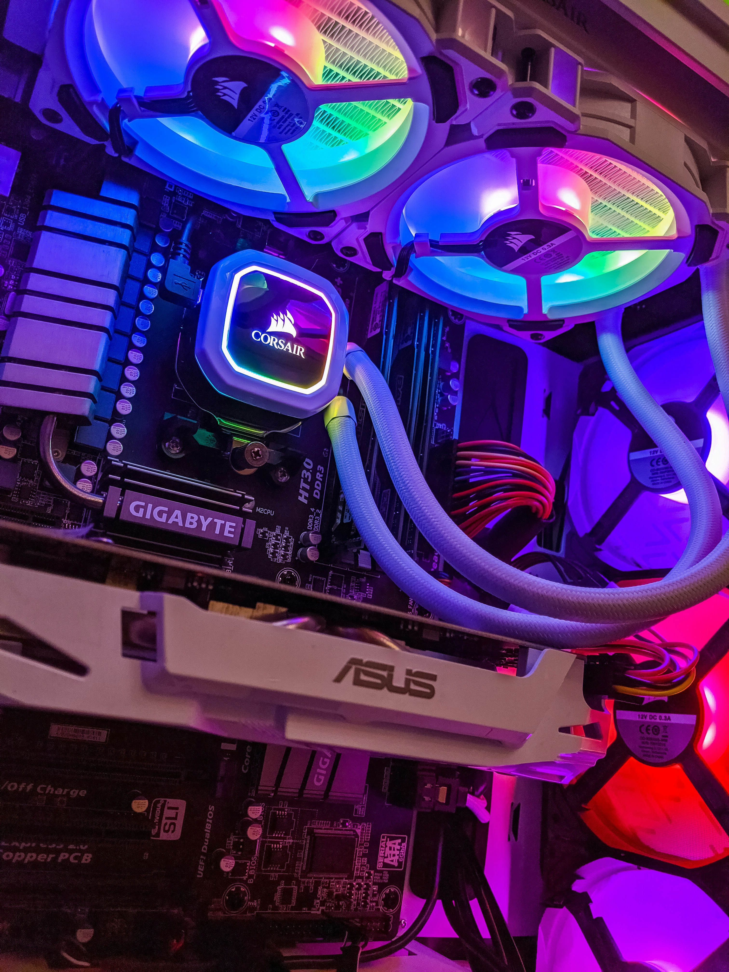 HDD vs SSD vs NVMe: Complete Storage Drive Comparison Guide 2025